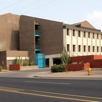 exterior of Phoenix 19th Ave clinic
